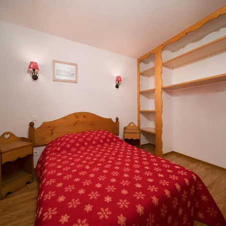 Park By Interhome Allos